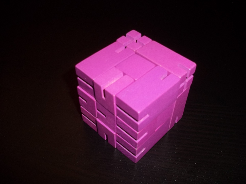 Le cube serpent violet de chez Fridolin.de